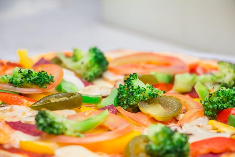 Falafel Pizza